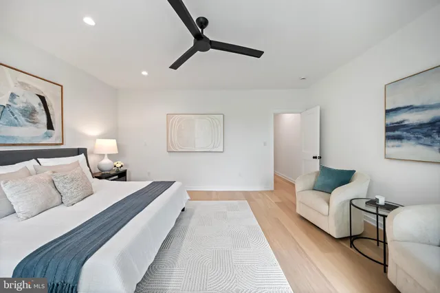 $2,250,000 | 131 11th Street Northeast, Unit 3, Washington, DC 20002