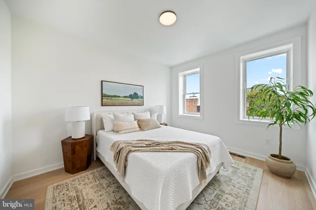 $2,250,000 | 131 11th Street Northeast, Unit 3, Washington, DC 20002