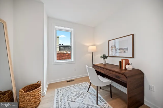 $2,250,000 | 131 11th Street Northeast, Unit 3, Washington, DC 20002