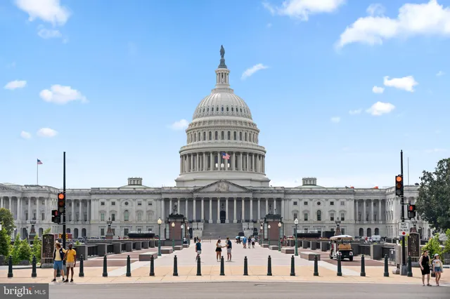 $2,250,000 | 131 11th Street Northeast, Unit 3, Washington, DC 20002