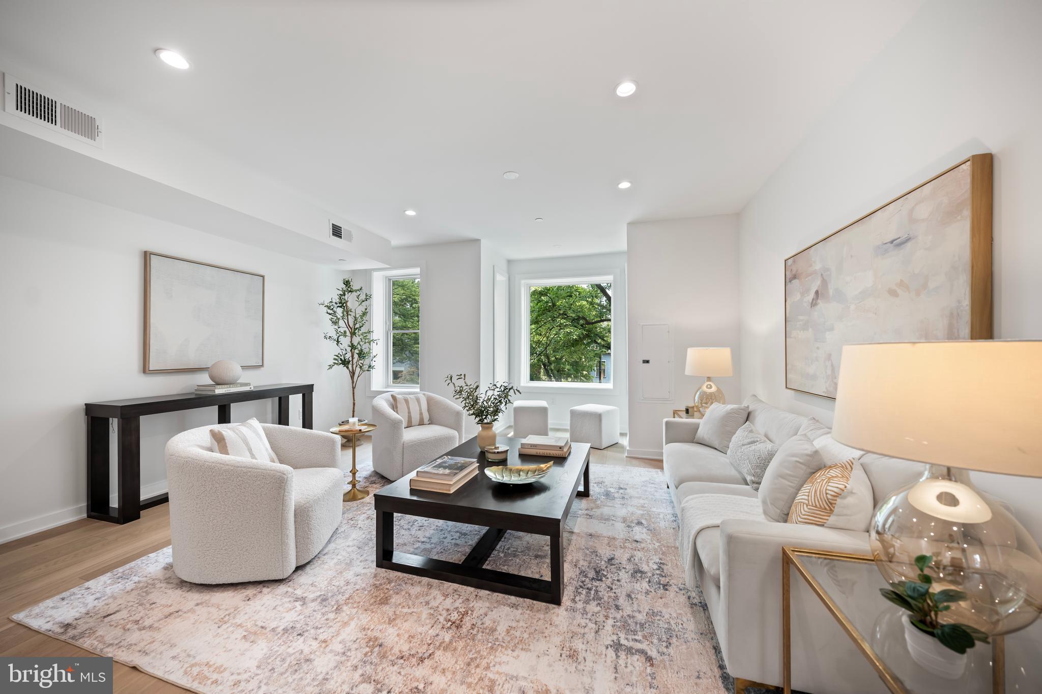 131 11th Street Northeast, Unit 3 Washington, DC 20002 - Photo 6 of 57 Living Room
