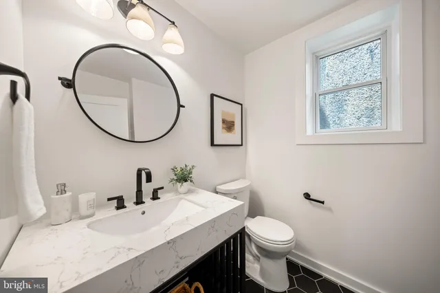 $2,250,000 | 131 11th Street Northeast, Unit 3, Washington, DC 20002