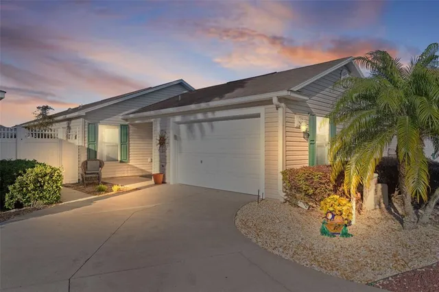 $319,900 | 1943 Needlewood Lane, The Villages, FL 32162