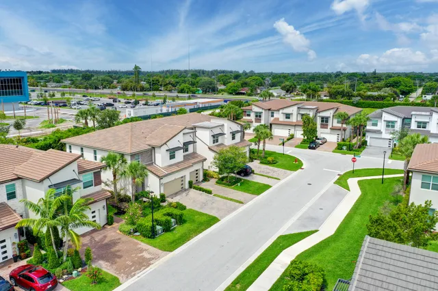 $3,300 | 9075 Kingsmoor Way, Lake Worth, FL 33467