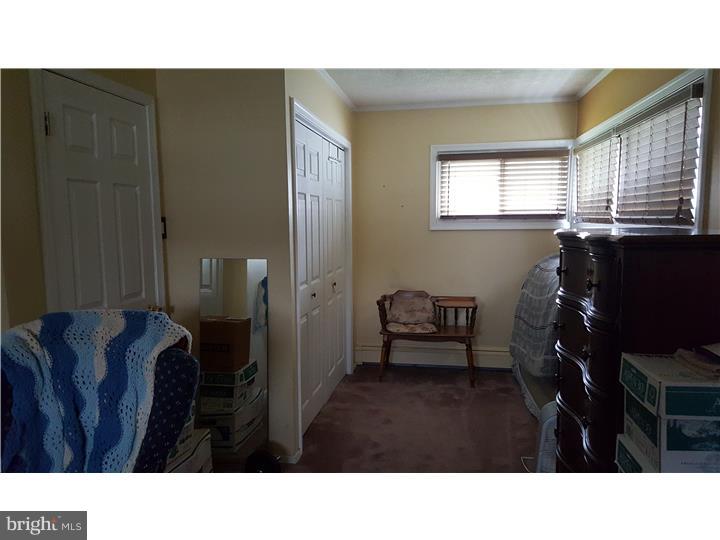 46 Quail Road Levittown, PA 19057 - Photo 7 of 12 Gallery Image 7