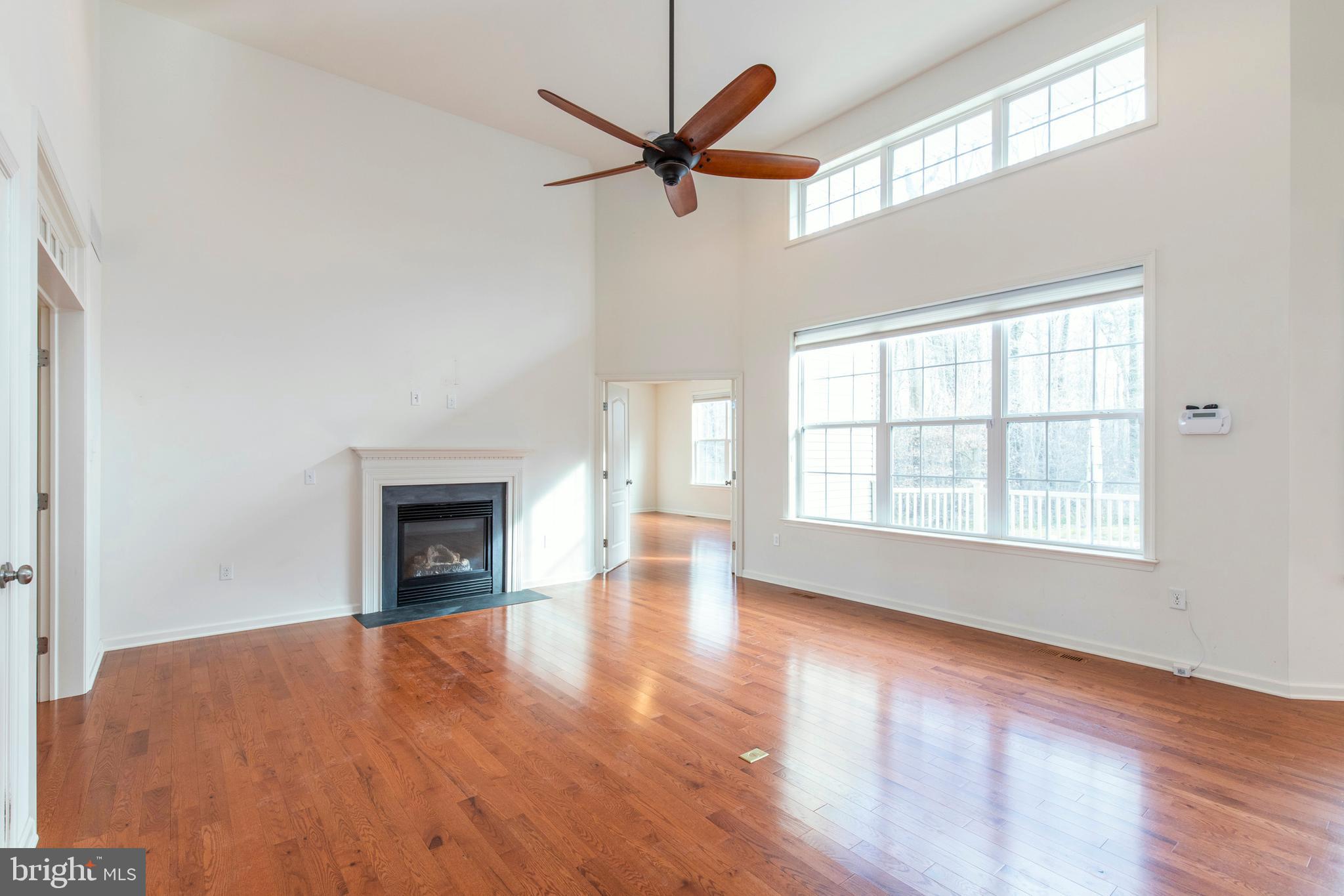 428 Welsh Hill Road Newark, DE 19702 - Photo 2 of 31 Sunlit Great Room will Wall of Windows