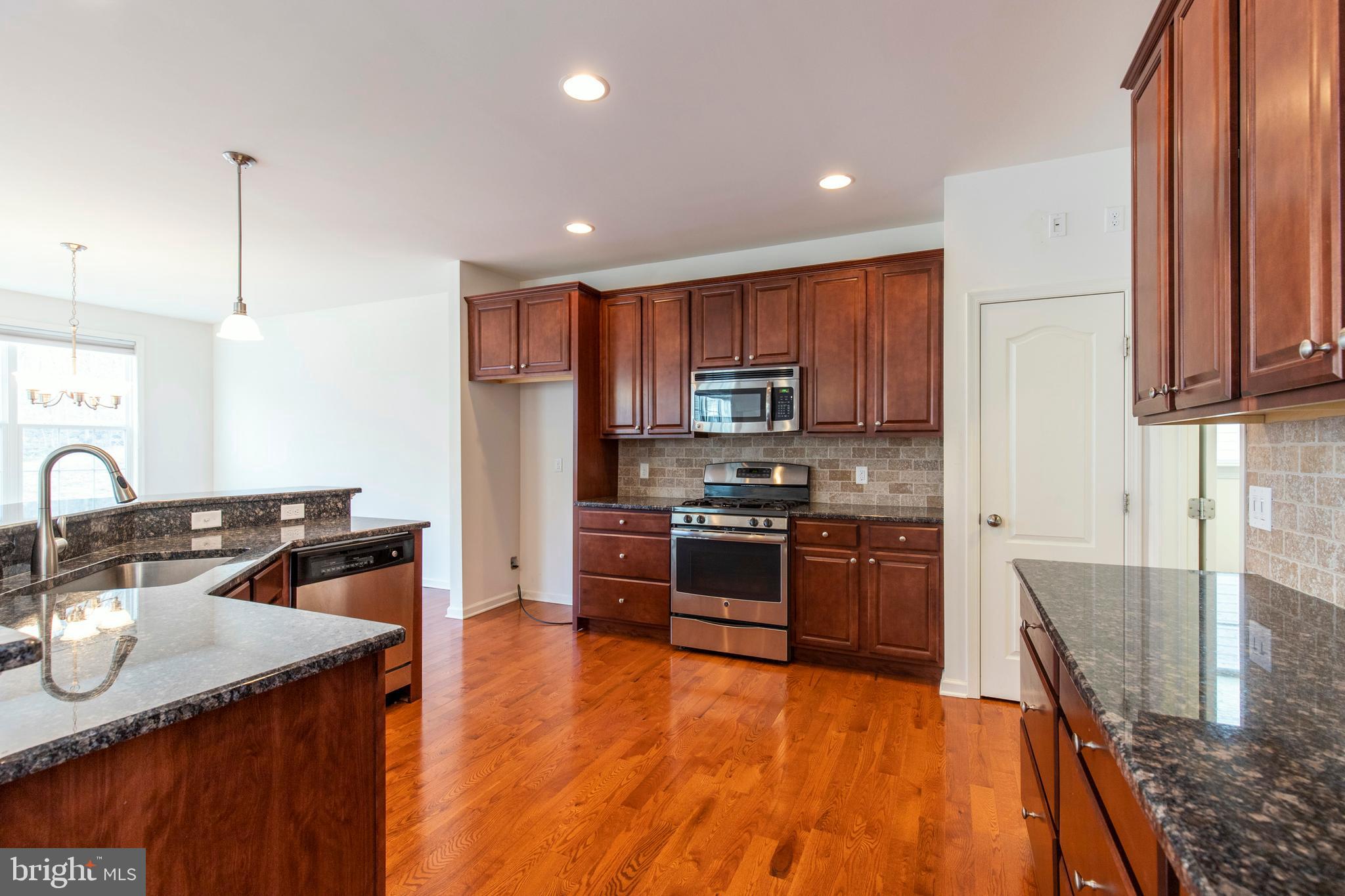 428 Welsh Hill Road Newark, DE 19702 - Photo 7 of 31 Kitchen with Abundance of Cabinets & Counter Space