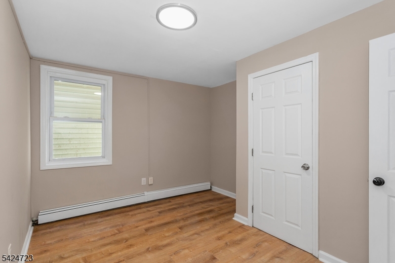 75 Garfield Avenue Paterson, NJ 07522 - Photo 16 of 29
