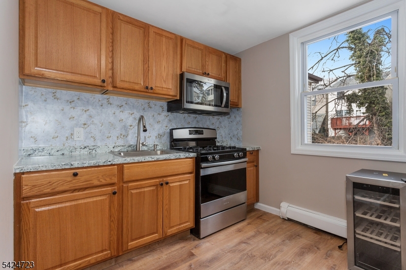 75 Garfield Avenue Paterson, NJ 07522 - Photo 21 of 29