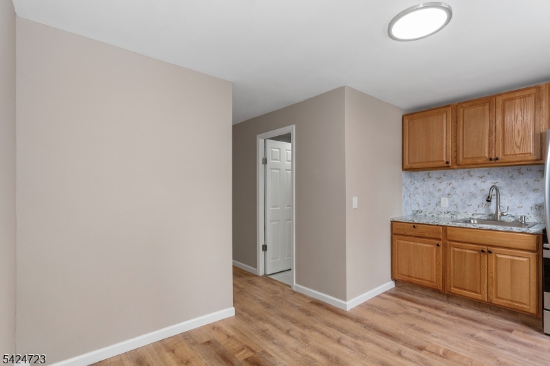 75 Garfield Avenue Paterson, NJ 07522 - Photo 22 of 29