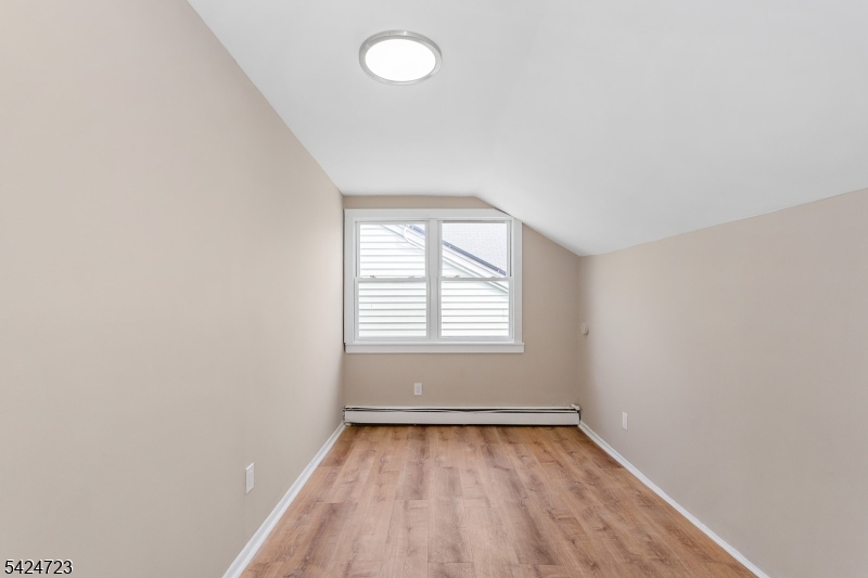 75 Garfield Avenue Paterson, NJ 07522 - Photo 24 of 29