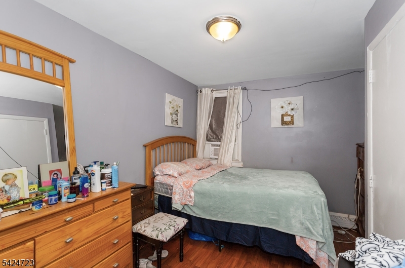 75 Garfield Avenue Paterson, NJ 07522 - Photo 6 of 29