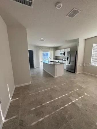 $1,900 | 1210 Port Blue Way, Lady Lake, FL 32159