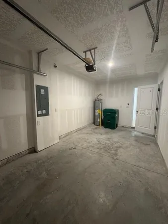 $1,900 | 1210 Port Blue Way, Lady Lake, FL 32159