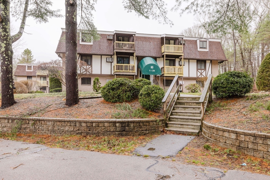 16 Erick Road, Unit 4 Mansfield, MA 02048 - Photo 1 of 15