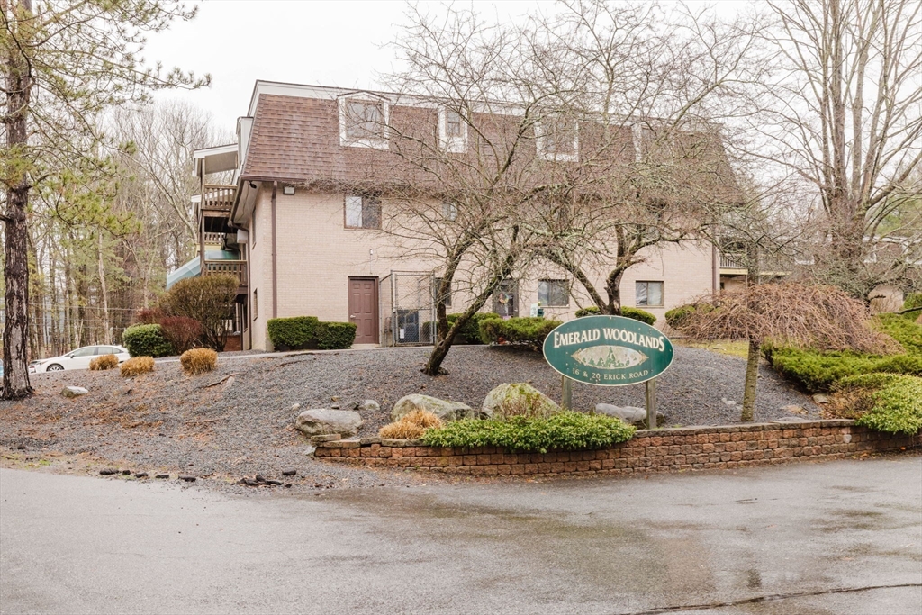 16 Erick Road, Unit 4 Mansfield, MA 02048 - Photo 2 of 15