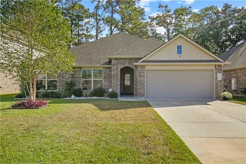 $329,900 | 75048 Crestview Hls Loop, Covington, LA 70435