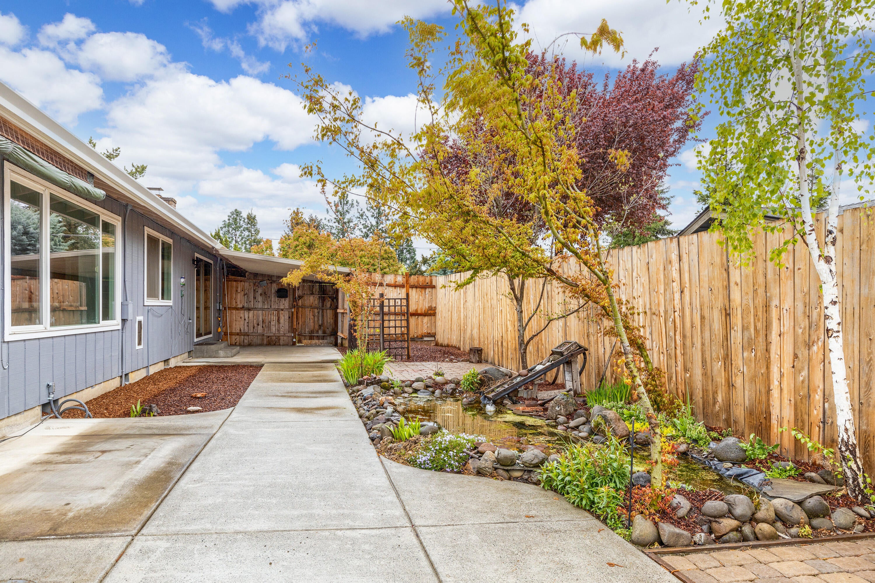 1589 Springbrook Road Medford, OR 97504 - Photo 16 of 46 SR(16)