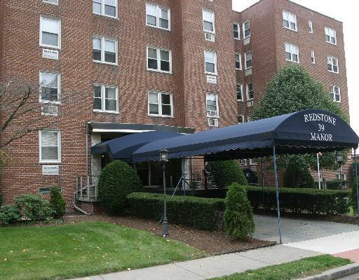 39 Glenbrook Road, Unit 3U Stamford, CT 06902 - Photo 1 of 1