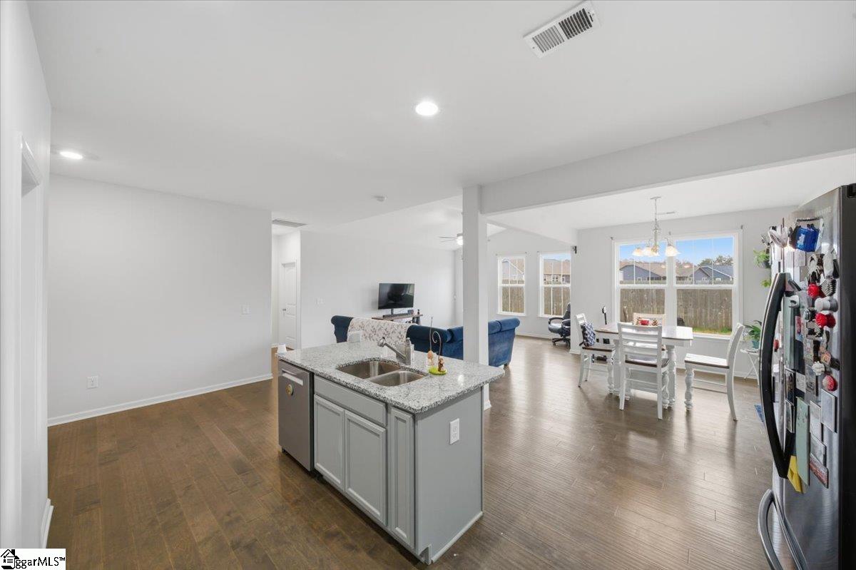 3542 Highway 414 Landrum, SC 29356 - Photo 14 of 30