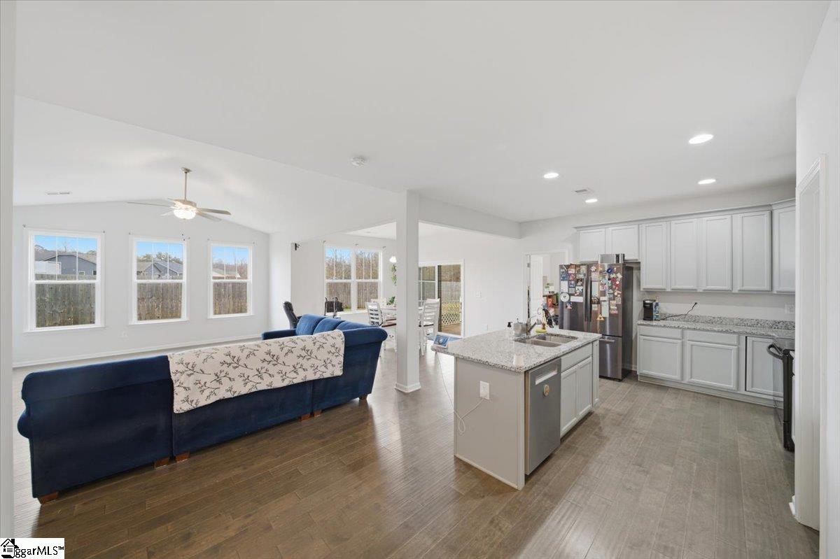 3542 Highway 414 Landrum, SC 29356 - Photo 15 of 30