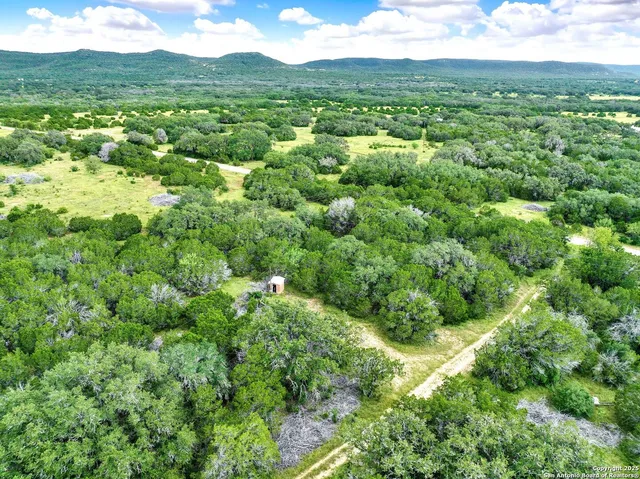 $245,000 | 1849 North Little Creek Road, Utopia, TX 78884