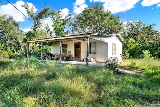 $245,000 | 1849 North Little Creek Road, Utopia, TX 78884