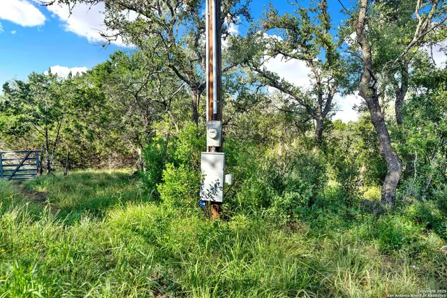 $245,000 | 1849 North Little Creek Road, Utopia, TX 78884