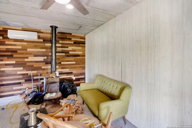 $245,000 | 1849 North Little Creek Road, Utopia, TX 78884