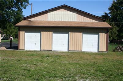 6410 Murray Ridge Road Elyria, OH 44035 - Photo 19 of 22 Storage units