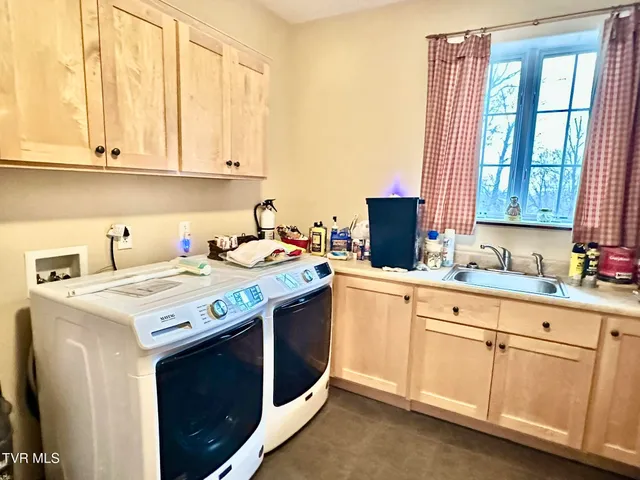 $799,000 | 2562 Liberty Road, Talbott, TN 37877