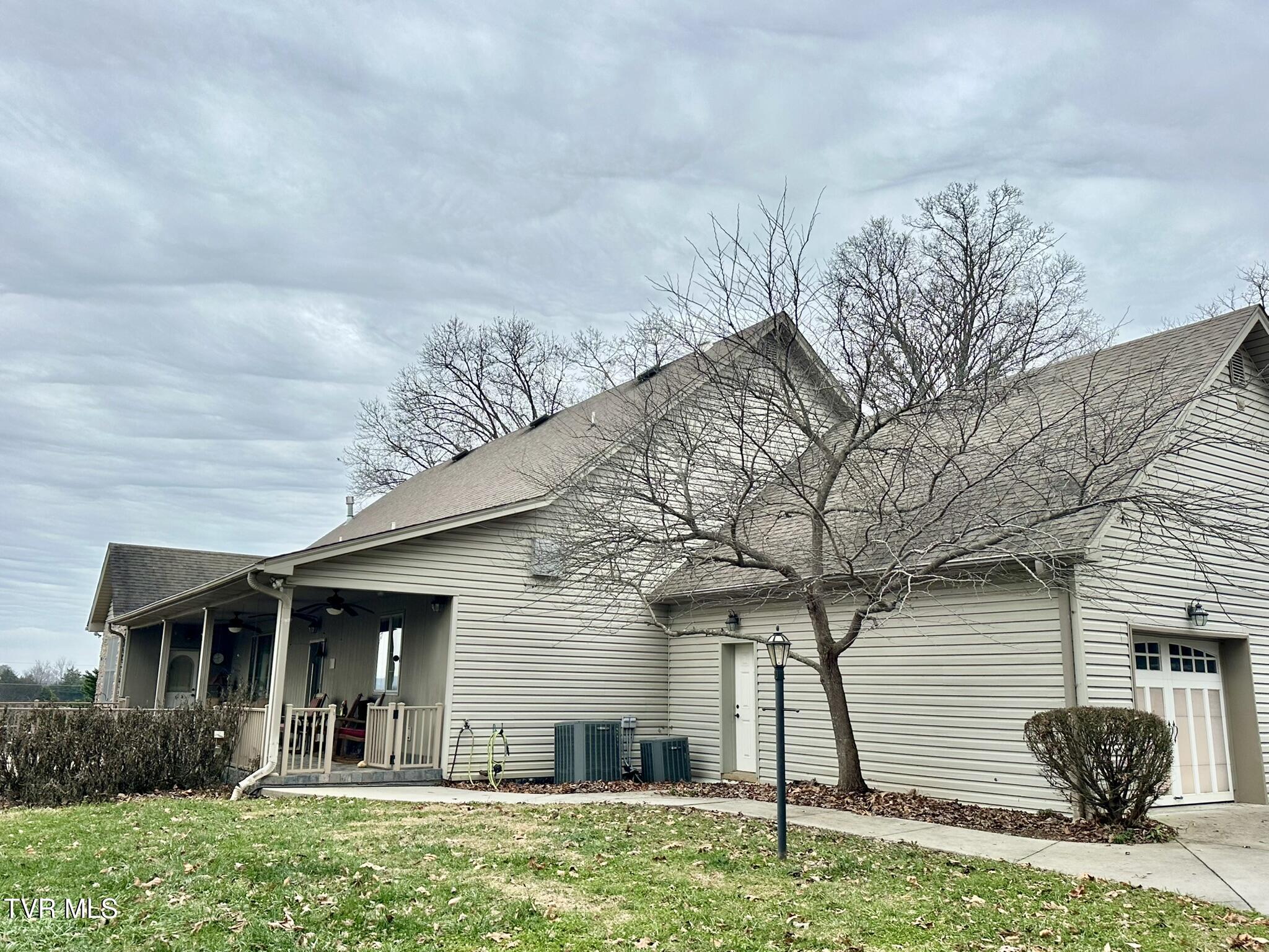 2562 Liberty Road Talbott, TN 37877 - Photo 6 of 45 a6