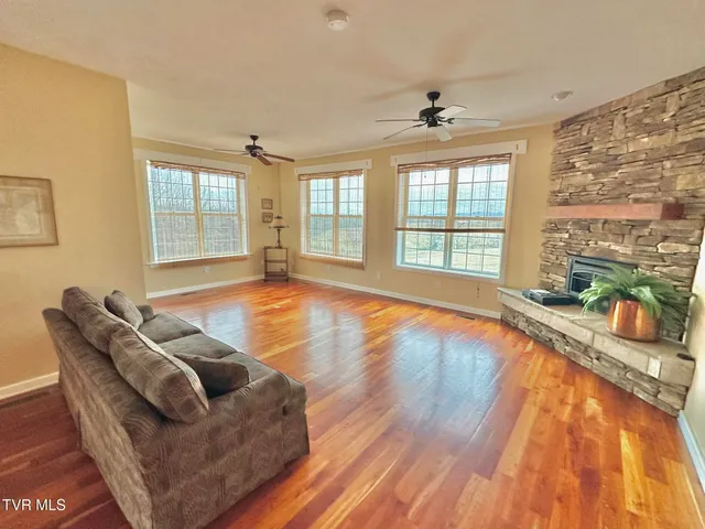 $799,000 | 2562 Liberty Road, Talbott, TN 37877