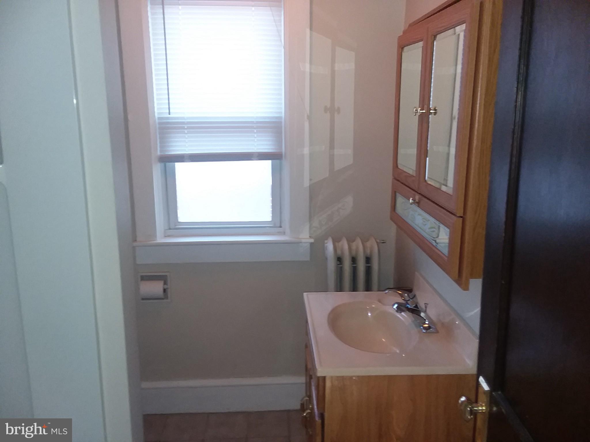 1426 Lacrosse Avenue, Unit 2 Reading, PA 19607 - Photo 4 of 6