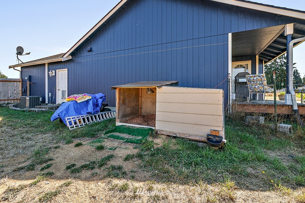 5121 183rd Lane Southwest Rochester, WA 98579 - Photo 26 of 31 a view of backyard with green space