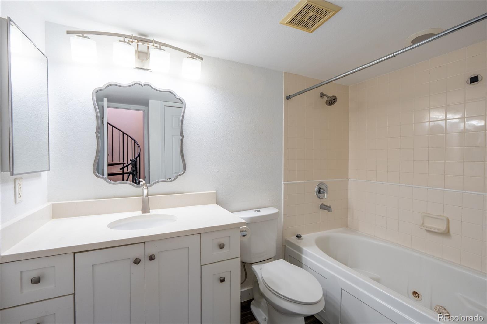 4943 South Carson Street, Unit 207 Aurora, CO 80015 - Photo 14 of 23