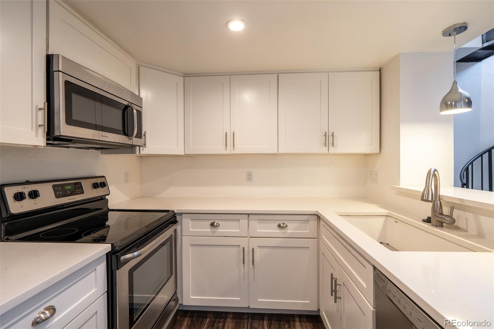 4943 South Carson Street, Unit 207 Aurora, CO 80015 - Photo 8 of 23