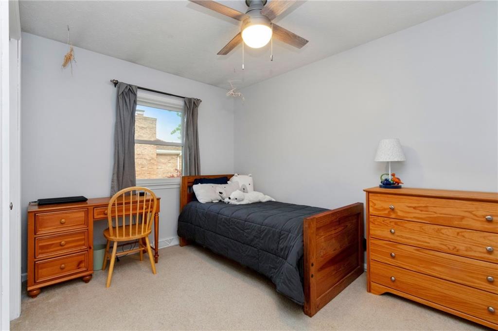 174 Cedar Ridge Drive Monaca, PA 15061 - Photo 15 of 22 11X10 bedroom