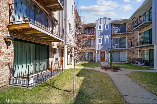 $240,000 | 5365 North Delphia Avenue, Unit 166, Chicago, IL 60656