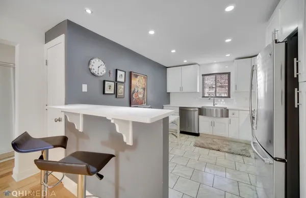 $240,000 | 5365 North Delphia Avenue, Unit 166, Chicago, IL 60656