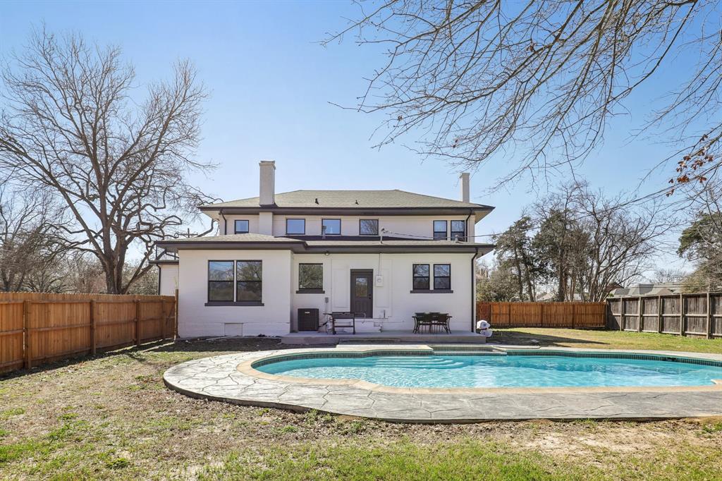 702 Griffith Avenue Terrell, TX 75160 - Photo 35 of 40 a view of a house with backyard and trees
