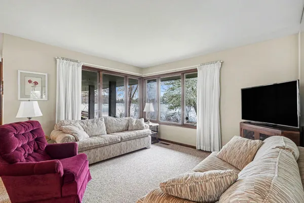 $1,250,000 | 11975 Lee-Mar Drive, Vicksburg, MI 49097