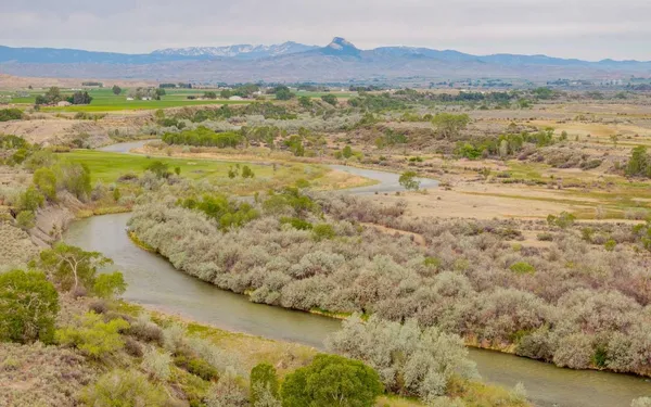 $2,498,500 | 1002 Lane 11 1/2, Powell, WY 82435