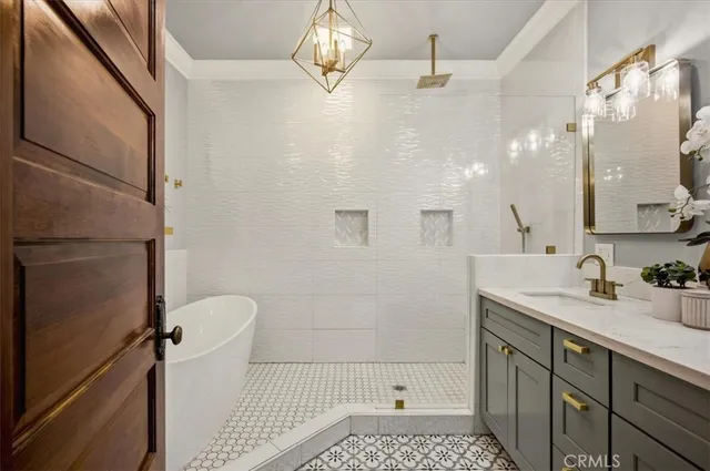 $925,000 | 509 North Euclid Avenue, Upland, CA 91786