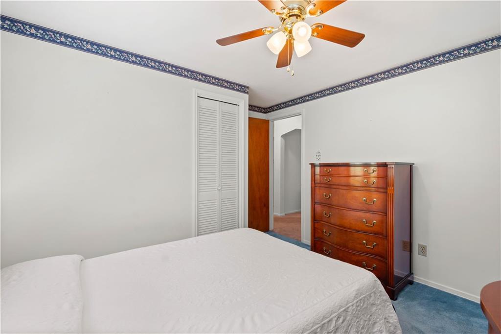 5068 Grove Road Pittsburgh, PA 15236 - Photo 12 of 24 Gallery Image 12