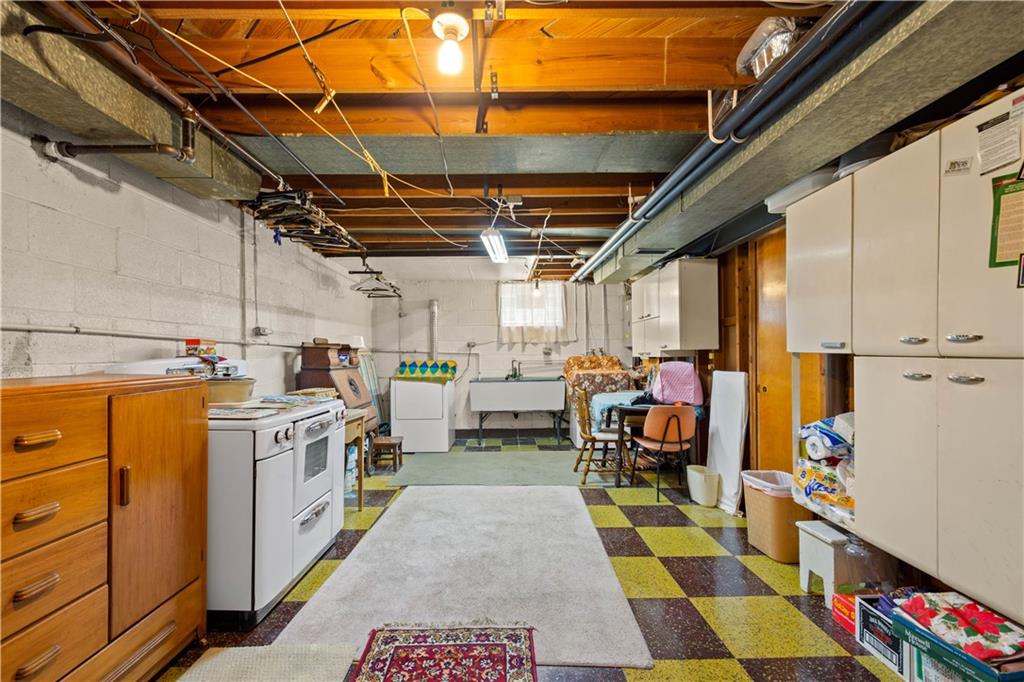 5068 Grove Road Pittsburgh, PA 15236 - Photo 20 of 24 Gallery Image 20