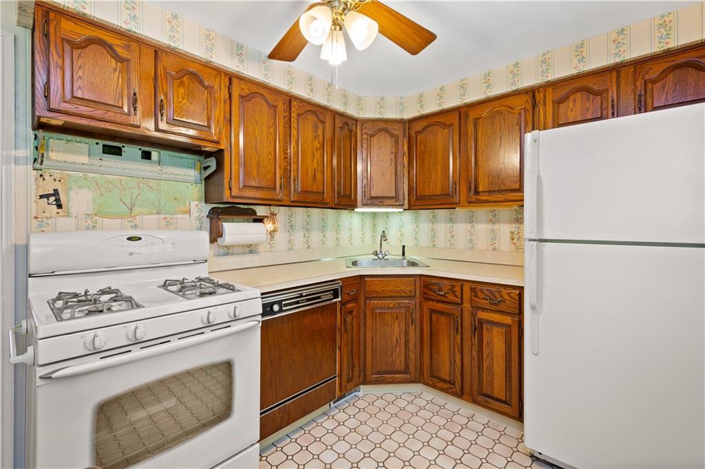 5068 Grove Road Pittsburgh, PA 15236 - Photo 7 of 24 Gallery Image 7