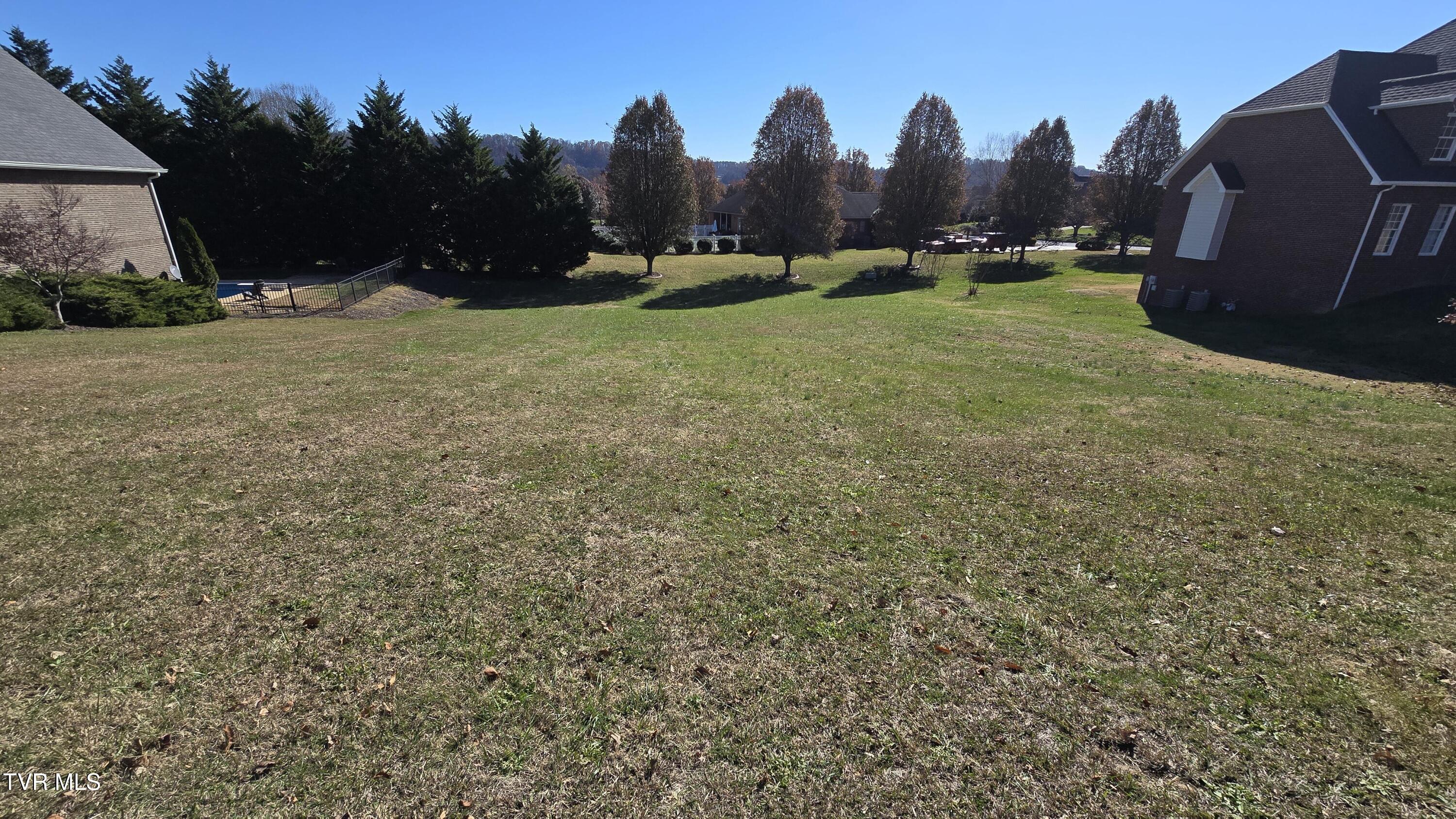 1365 Fall Creek Road, Unit 3 Kingsport, TN 37664 - Photo 4 of 5 5