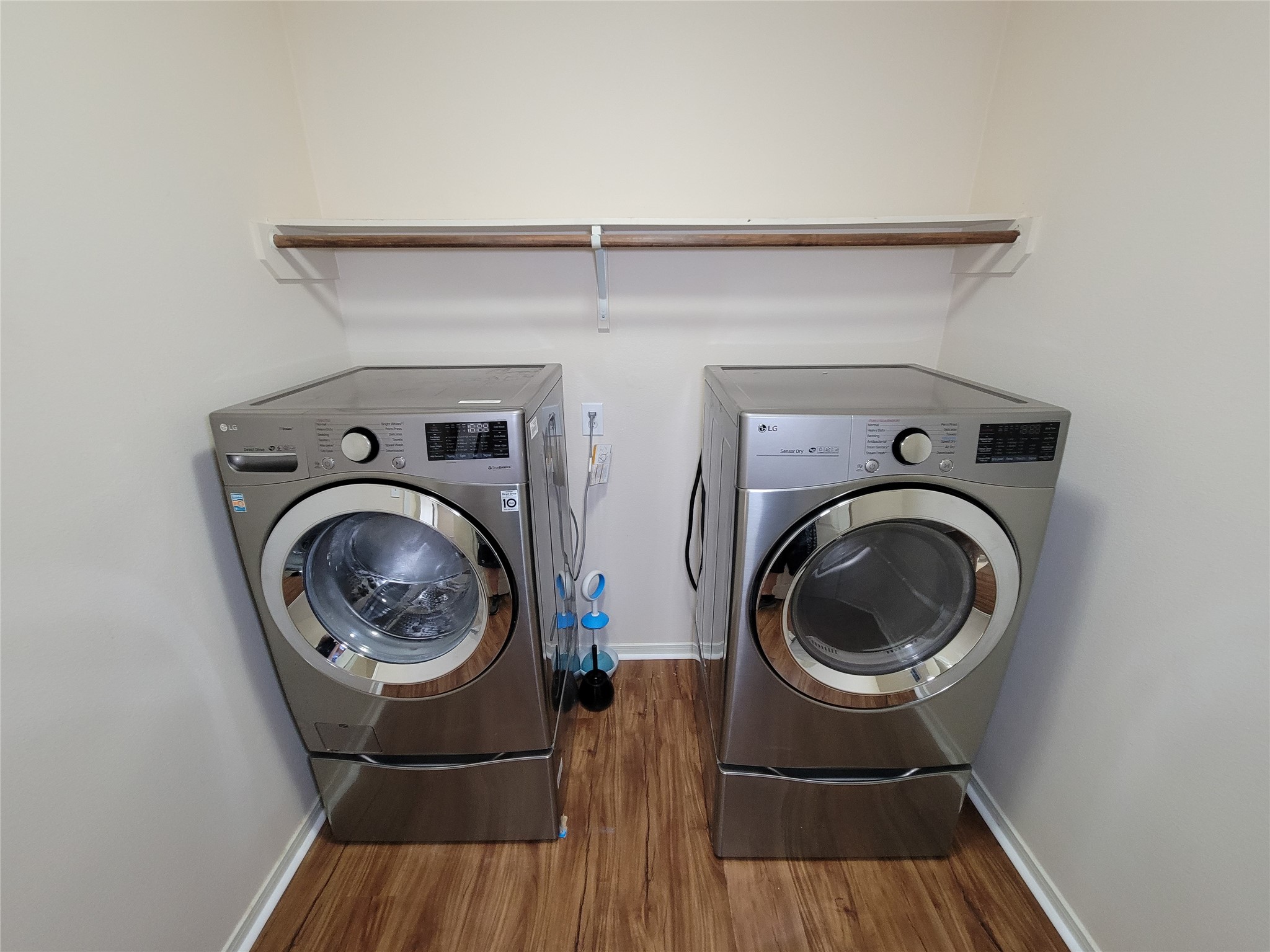 19626 Hardwood Ridge Trail Cypress, TX 77429 - Photo 36 of 48 Did we mention that it even comes with nice set of Washer/Dryer!! Located on Second Floor for easy convivence.