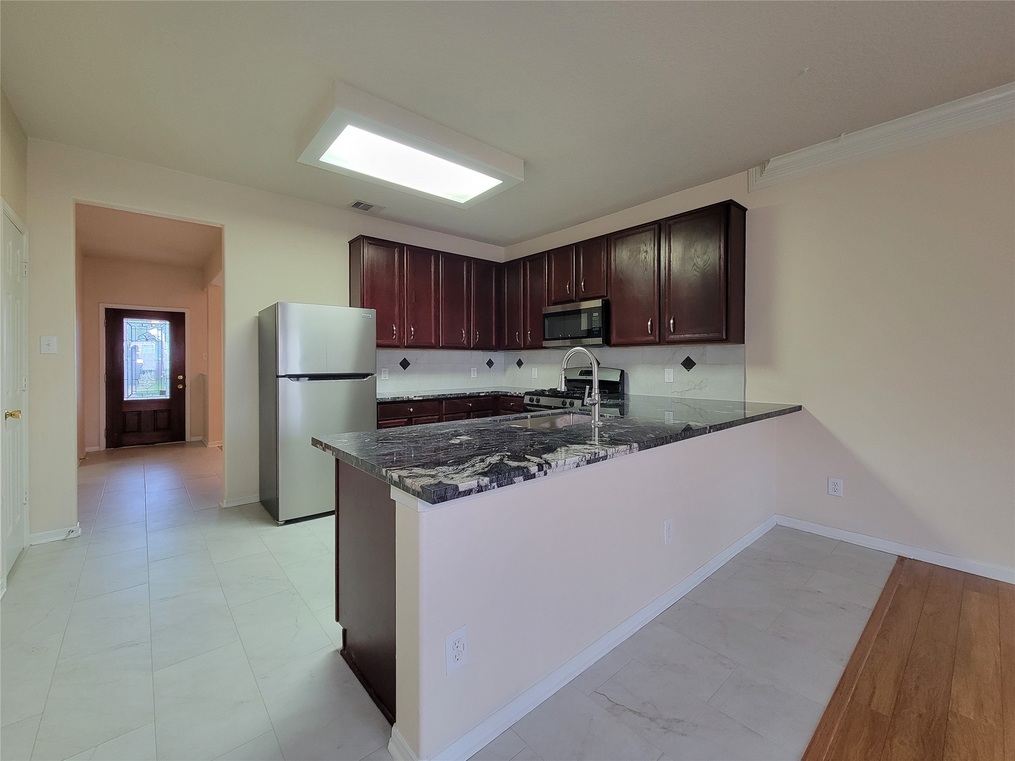 19626 Hardwood Ridge Trail Cypress, TX 77429 - Photo 48 of 48 Open floor plan with a nice breakfast bar making it a more interactive & functional.